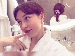 adult livecam GudrunManzone