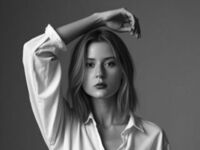 adult cam sex show GuinevereEden