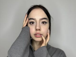 cam babe HannahDinizo