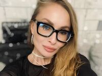 masturbating cam girl HelenaBoyd