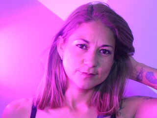 bedroom webcam IsabellaBaker