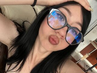 camgirl playing with sex toy IvvyStorm