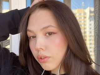 live chat room JanettLemoyne