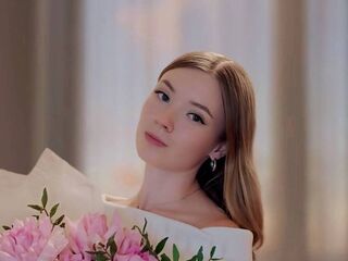 nude cam pic JaniseServoss