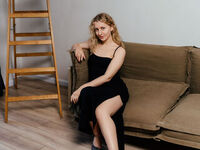 naked cam girl gallery JolynJoestar