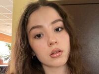 live chat JulyLarain