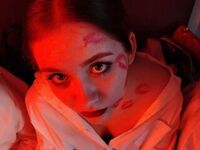 sexy camgirl live JuneGutierrez