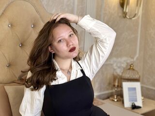 naughty camgirl fingering shaved pussy KarolinaNero