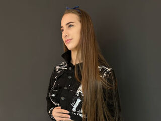 webcamgirl chat room KatheWalton