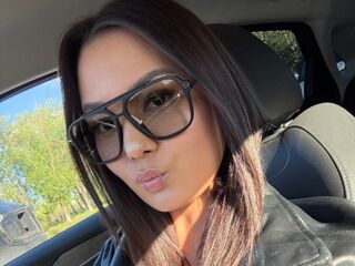 naked cam girl fingering pussy KathyChrisp