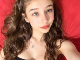 fingering webcam girl LashawnLebert