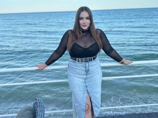 live cam show LeillaTvin