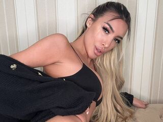 cam slut video chat LexiAce