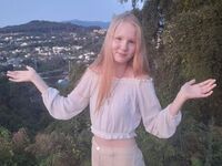 camslut topless LiandraNelson
