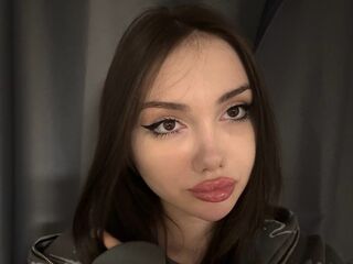 camgirl fingering pussy LikaOnyx