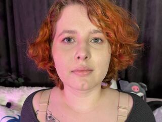 hot naked webcamgirl LilyWill