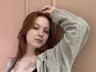chat room live cam LindaBenne