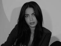 camgirl showing tits LisaMontclair