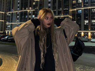 cybersex chat room LizaKitchin