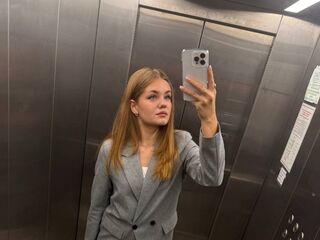 cam girl webcam LizzieIacovino