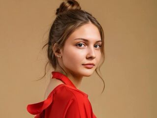 naked girl with webcam masturbating with vibrator LoisDewberry