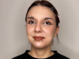 naked camgirl masturbating LoniFessel