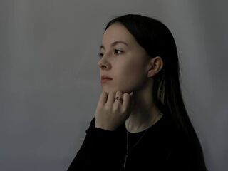 online chat LorinaRasmuson