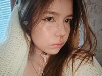 girl fingering pussy LouannMuench