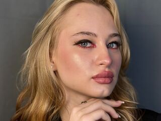 adultcam photo LucileNeuburger