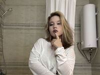 webcam strip tease show LupitaHinger