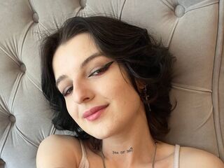 camslut LynnMartin