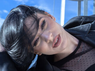 adult webcam MadelynVelure