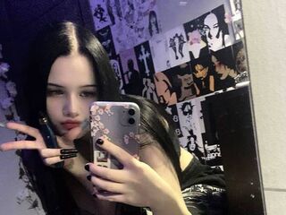 webcam strip tease show MaishaHanawalt