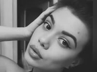 hot cam girl fingering MarciaMoor