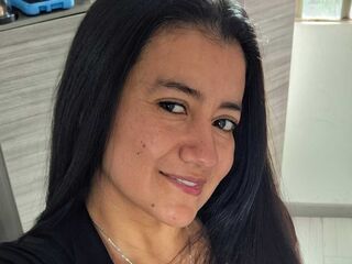 naked girl with cam MariaThomp