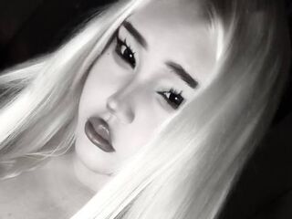 cam girl masturbating with sextoy MariettaCharles