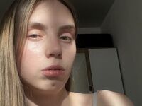 hot cam girl masturbating with dildo MarinaVeselova