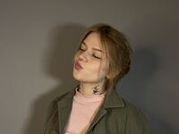 hot cam girl fingering MaxineHaines