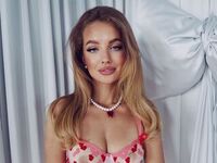 naughty webcamgirl MayaGal