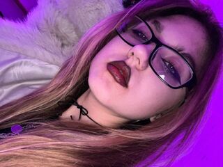 masturbating webcam girl MayraTubbs