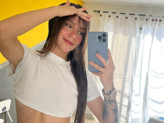 live teaser cam MeganDangelo