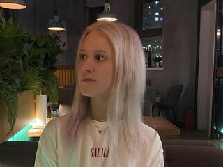 fingering webcam girl MelissaOushens
