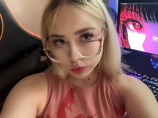 webcam babe chatroom MellieFlaig