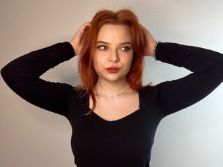 camgirl playing with sextoy MerciaCoppinger