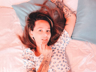 camgirl webcam MiaGrahamm