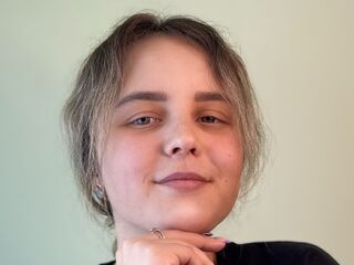 livesex show MichaeleBendall