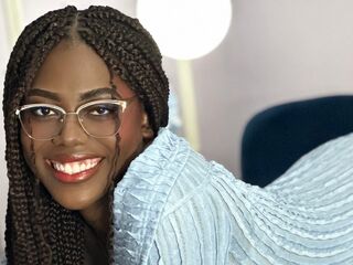 naked camgirl MilaMuse