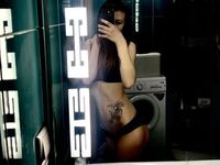 naughty camgirl fingering shaved pussy MilenaPinkrose