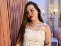 nude webcamgirl MileyLaurent