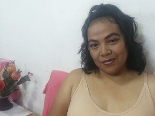 camgirl masturbating with sextoy MulaneBrown